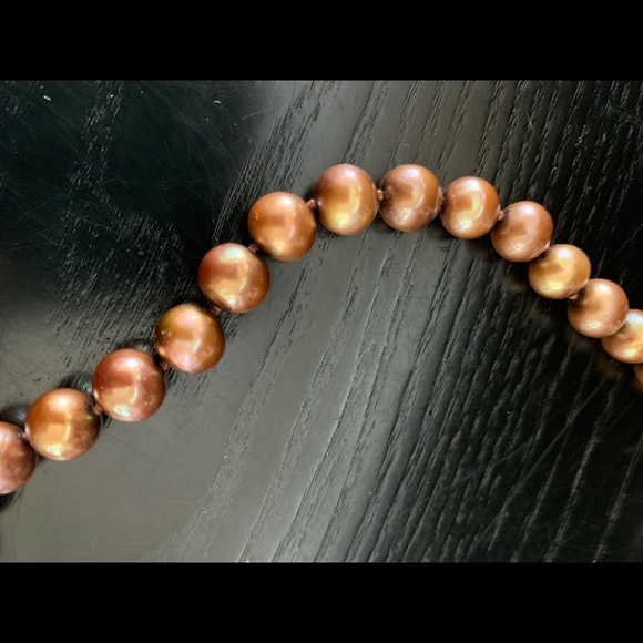 Estate Jewelry- Brown Pearls Necklace in Sterling Silver 16” EUC - Picture 4 of 4